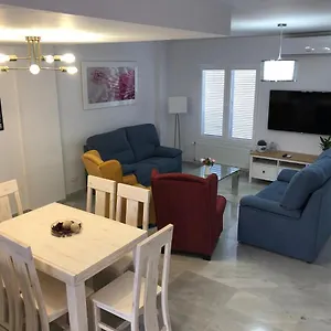 La Casa De Flores Homestay Mairena del Aljarafe